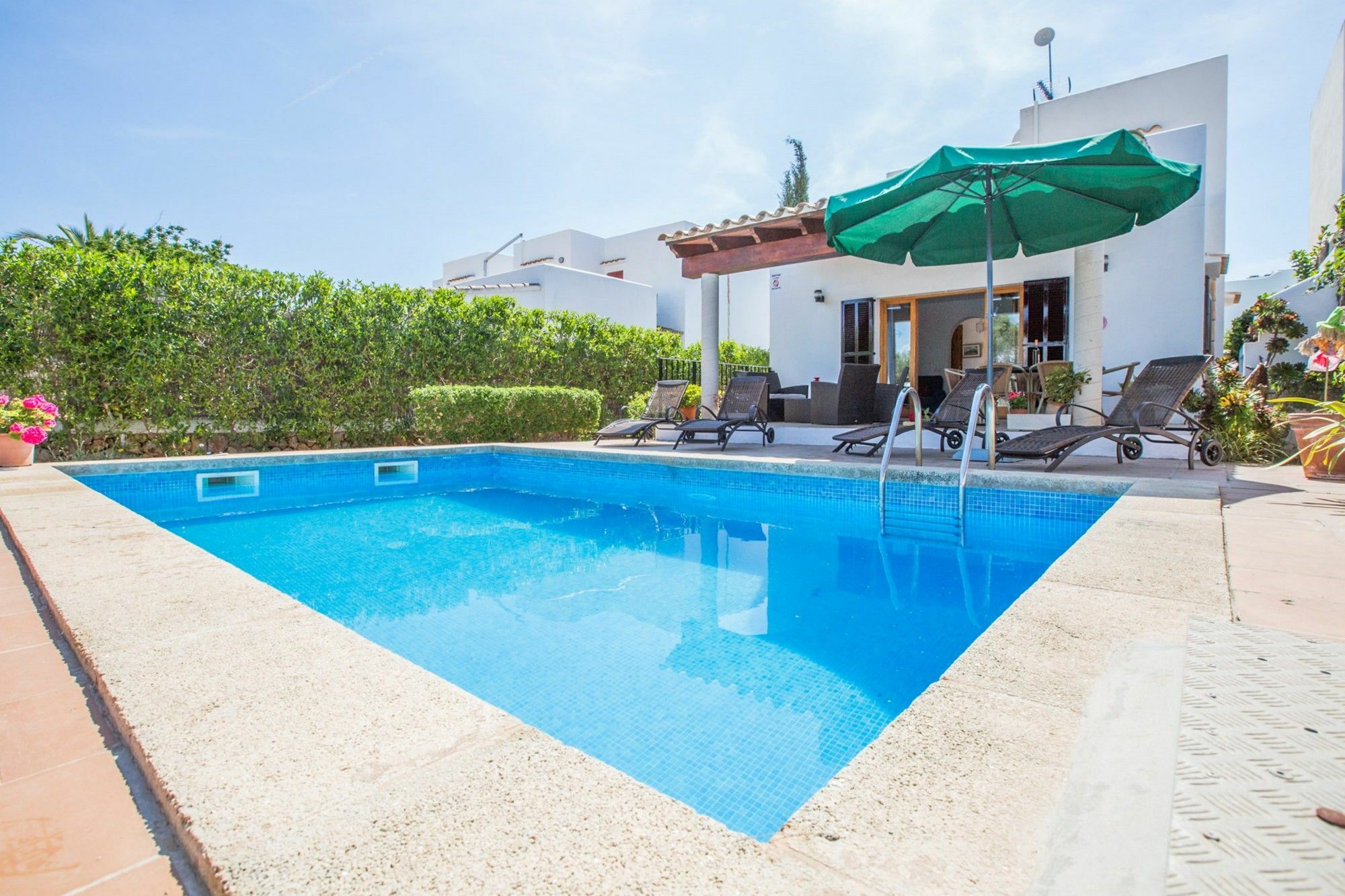 Casa Hector Villa
